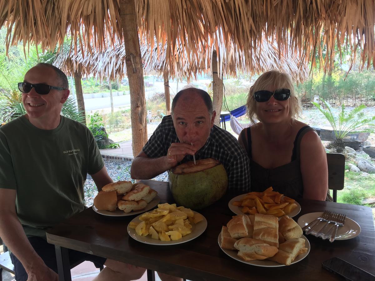 Catba Beach House Chan Chau Екстер'єр фото